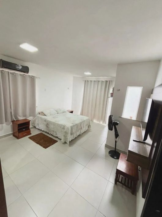**Cidade Jardim 2: Bonita Casa 180m² 4 Suítes Vaga de Garagem (Financia)