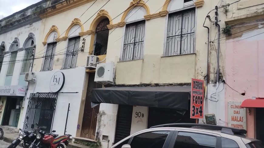 Ampla Casa em frente ao Shopping Pátio Belém