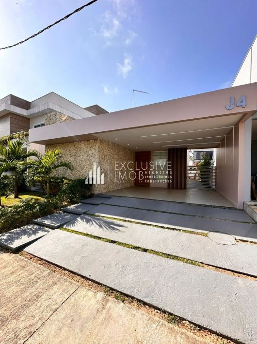 LINDA CASA NO JARDINS DO LAGO, 140 METROS, 2 SUÍTES E 3 BANHEIROS