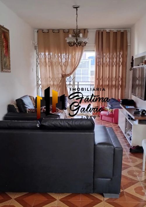 Vendo casa na Tv. Enéias Pinheiro / Pedreira.