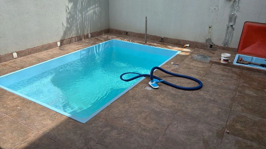 *Jardim Espanha: Belíssima Casa c/ Piscina 220m² 4 Suites 2 Vg