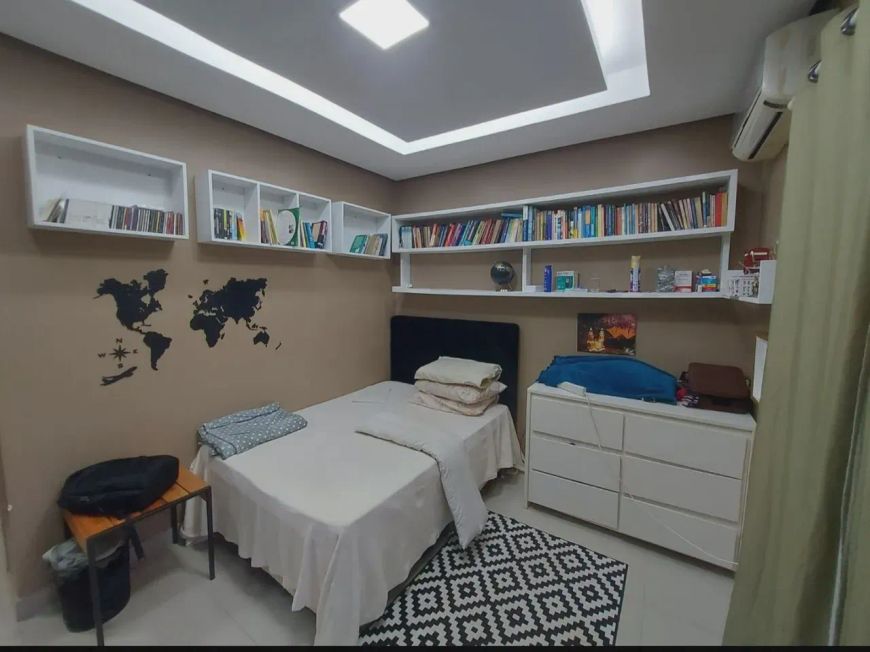 Casa em condomínio jardim Espanha com piscina