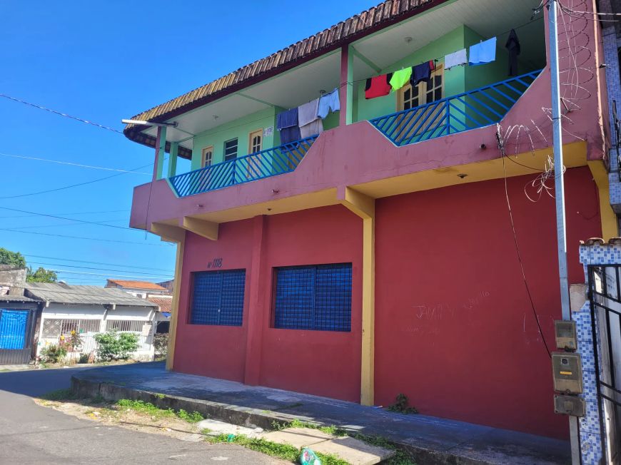 Lene Pegado Vende Prédio Comercial de 2 Andares próx da Boate Locomotiva
