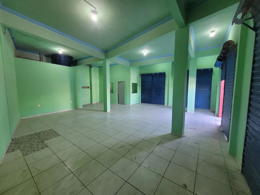 Lene Pegado Vende Prédio Comercial de 2 Andares próx da Boate Locomotiva