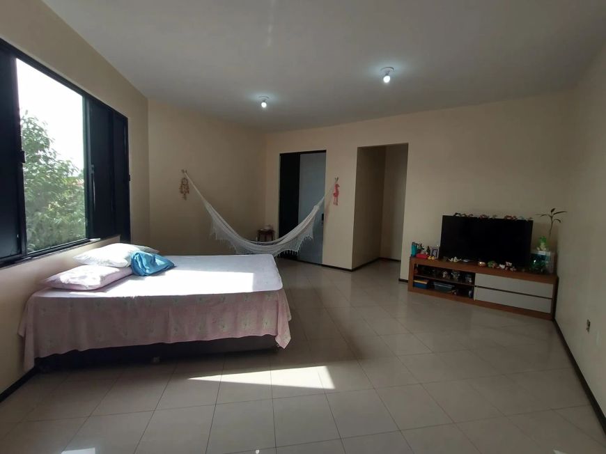 Bacelar Imóveis vende casa no Greenville II, com 4 suítes, av. Augusto Montenegro