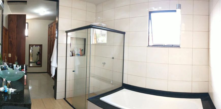 Bacelar Imóveis vende casa no Greenville II, com 4 suítes, av. Augusto Montenegro