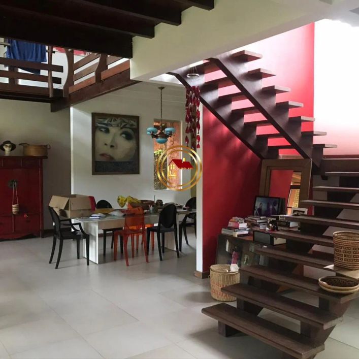 Condomínio Alto de Pinheiros, 300m², 3 quartos sendo 1 suite, 1 vaga, Pratinha (Icoaraci)