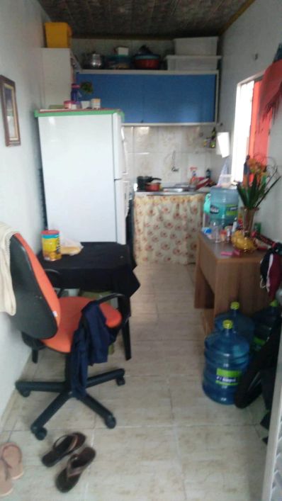 Prédio com 6 Apartamentos + Casa, no Resid. Paraiso dos Pássaros.