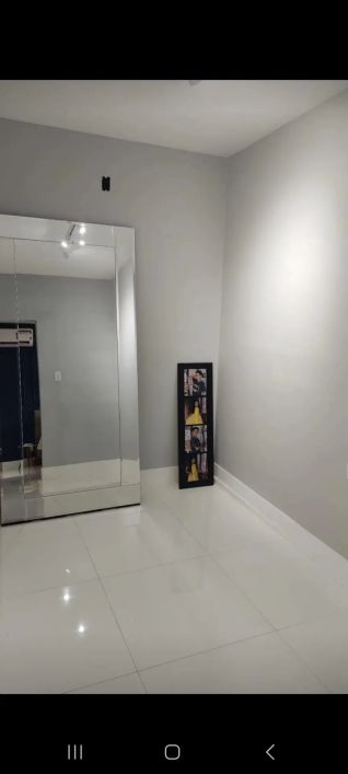 vende se linda casa no cidade Jardim 2