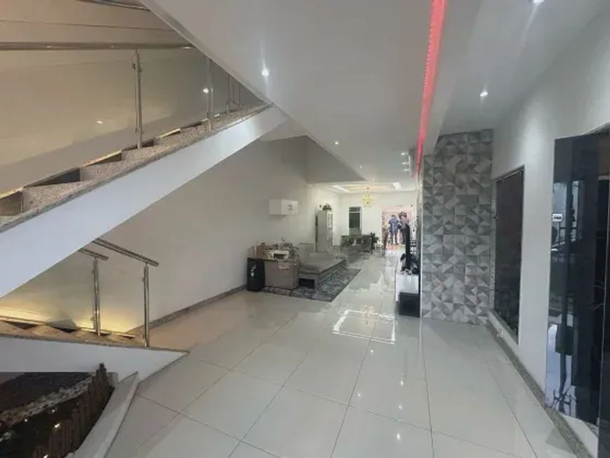 Condomínio Jardim Portugal, 220m², 4 quartos sendo 1 suite, 1 vaga, Parque Guajará (Icoaraci)
