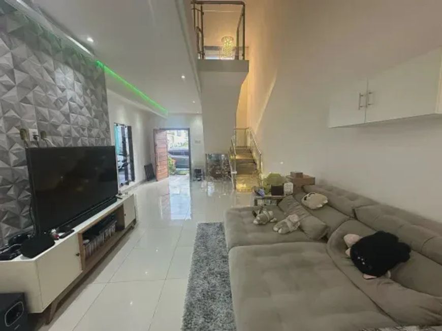 Condomínio Jardim Portugal, 220m², 4 quartos sendo 1 suite, 1 vaga, Parque Guajará (Icoaraci)
