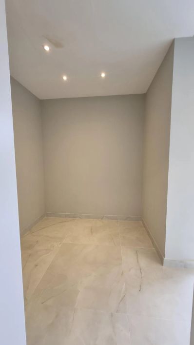 Bacelar Imóveis vende casa duplex no Jardins do Lago, 260m², 4 suítes