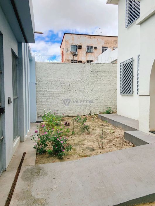 Casarão comercial clássico na Almirante Barroso | reformado