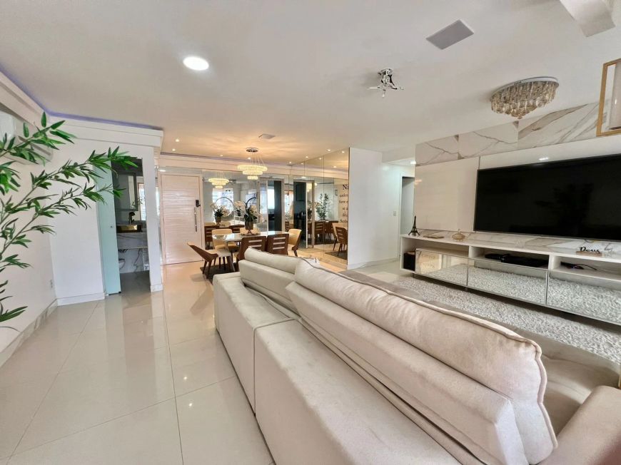 -Piazza Colonna: Belíssimo Apartamento na Batista Campos 140m² 2 Suítes 2 Vg
