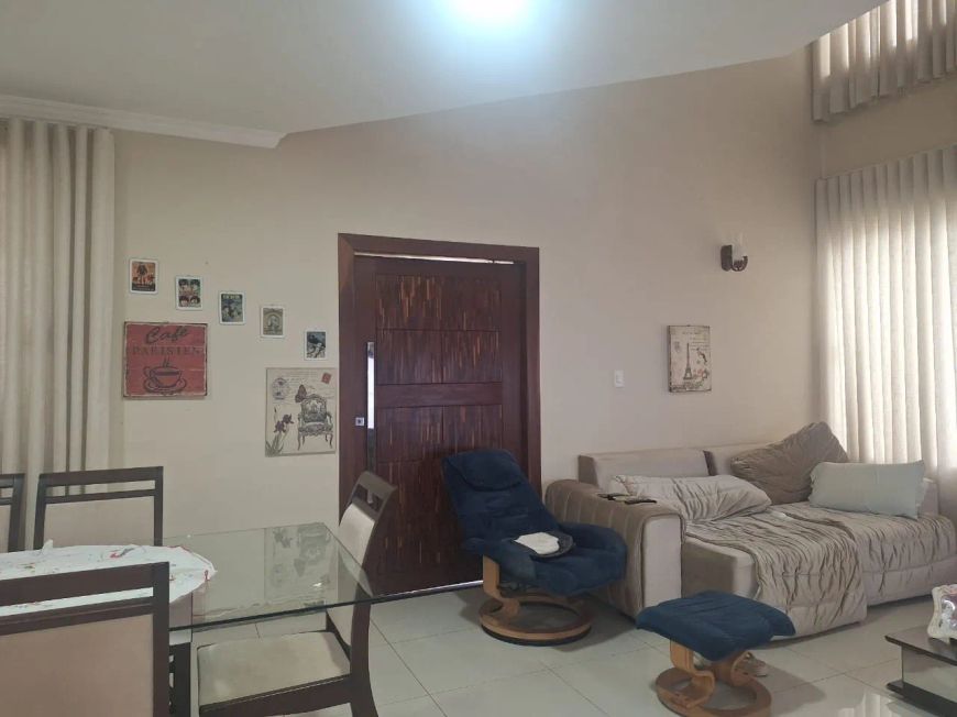 VENDO CASA CONDOMÍNIO MONTENEGRO BOLLEVARD . 328m2