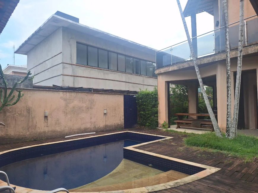 VENDO CASA CONDOMÍNIO MONTENEGRO BOLLEVARD . 328m2
