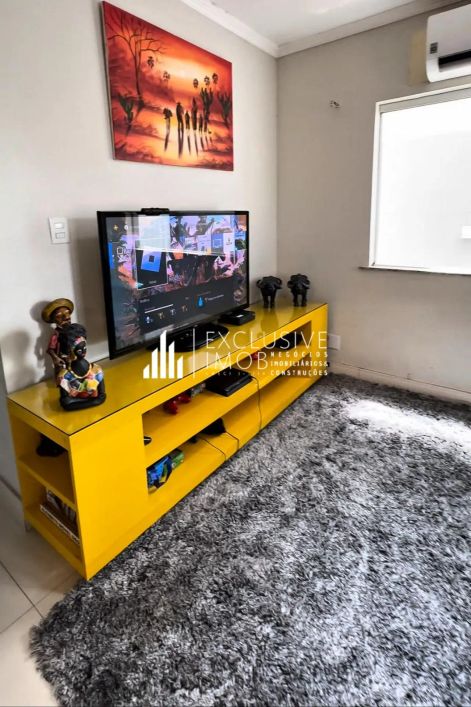 Cidade Jardim II - Vendo Casa 5 Quartos, sendo 4 Suítes - 2 Vagas