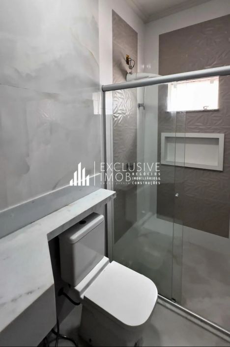 Cidade Jardim II - Vendo Casa 5 Quartos, sendo 4 Suítes - 2 Vagas