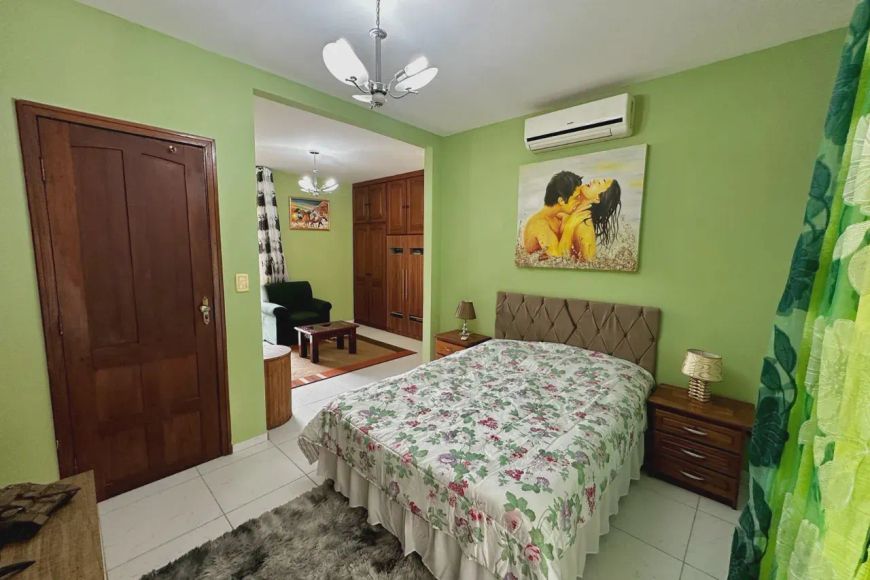=Altos de Pinheiros: Belíssima Casa 379m³ 4 Quartos (2 Suítes) 3 Vg Garagem (Financia)