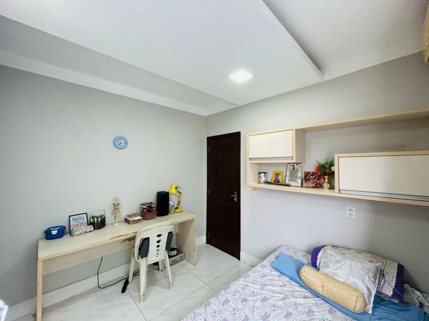 Ampla casa de 243 metros no Cidade Jardim II, 3 suítes, 2 vagas!!!!