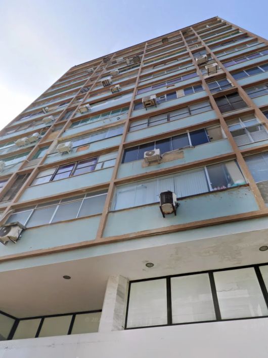 Sala comercial para venda no ed. Antônio Velho em Campina - Belém - PA