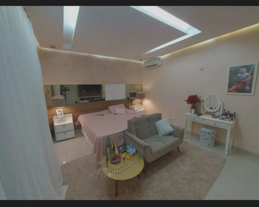 Casa em condomínio jardim Espanha com piscina