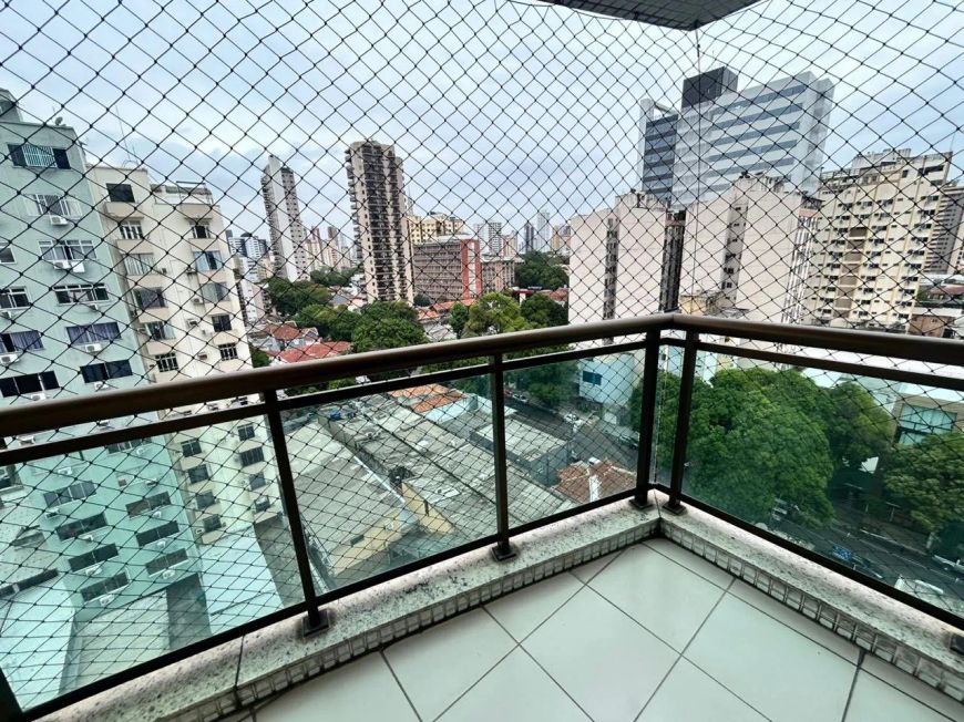 Apartamento 2/4 sendo 1 suite e 2 vagas no bairro de Nazaré!