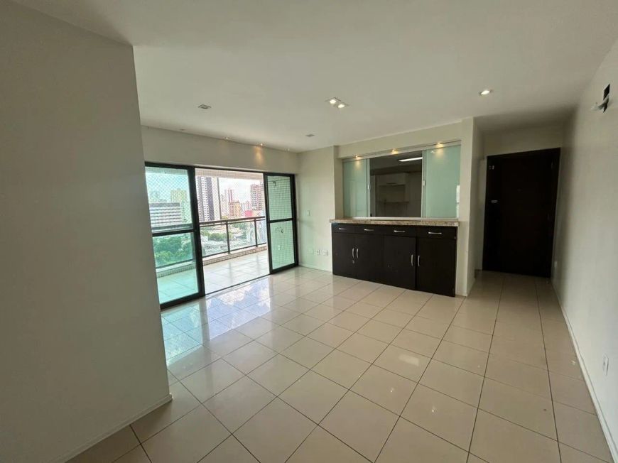 Vende Apartamento na Gentil Bittencourt Ed. La Residence