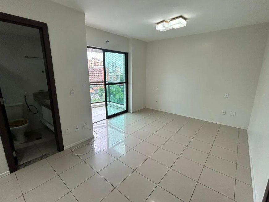 Vende Apartamento na Gentil Bittencourt Ed. La Residence