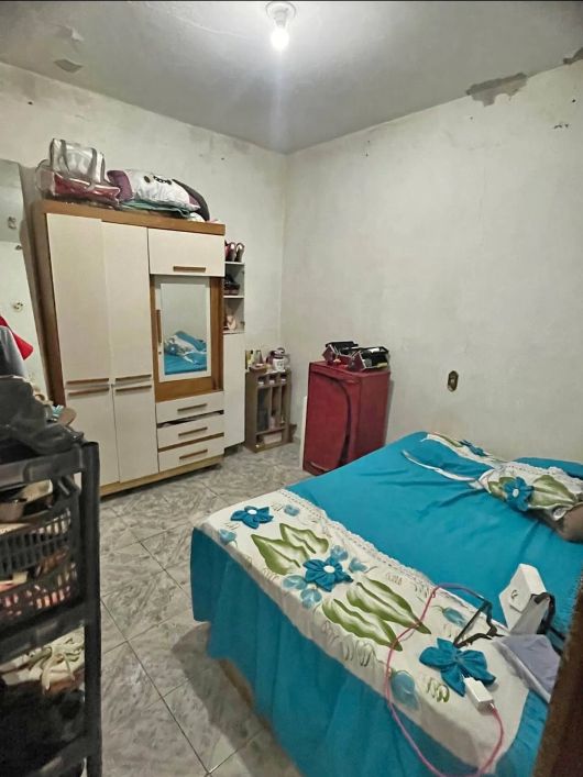 MB/CASA A VENDA NA ÁGUAS NEGRAS