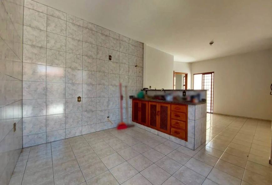 NJ - VENDE-SE CASA NO CURIÓ