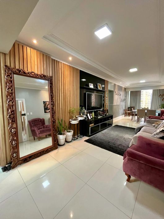 VENDO APARTAMENTO REFORMADO - ED CHOPIN - 03 SUITES - NASCENTE - 02 VAGAS