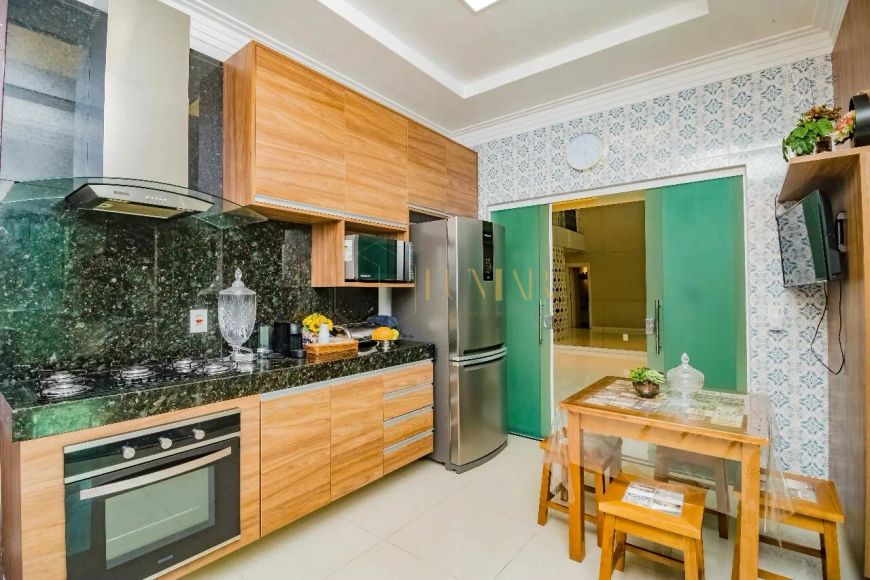 🏠 Casa em Residencial Fechado - Cidade Jardim II - 625M2, 4 suítes, 2 vagas - Belém