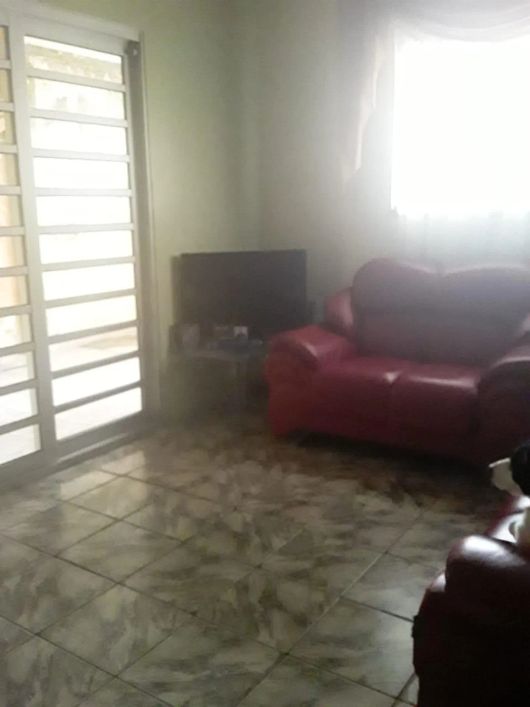 vendo casa na pedreira tem 60 metros quadrados com 3 quartos em Pedreira - Belém - PA