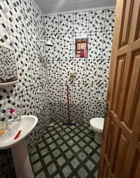 MB/VENDO UMA CASA NO GUAMÁ