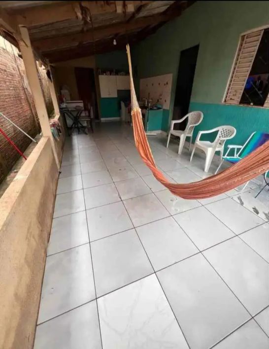 MB/VENDO UMA CASA NO GUAMÁ