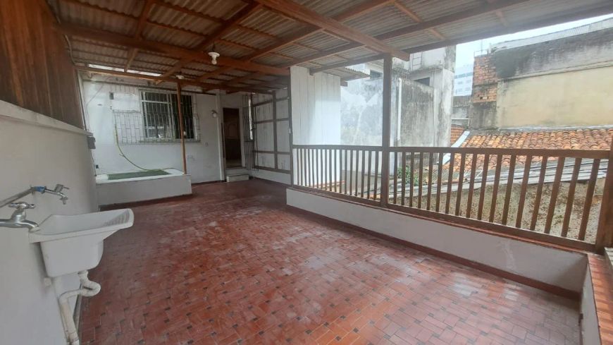 CASA NA CAMPINA 450M COMERCIAL OU RESIDENCIAL EM 2 TERRENOS