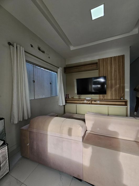 Bacelar Imóveis vende casa térrea no condomínio Jardim Portugal, av. Augusto Montenegro