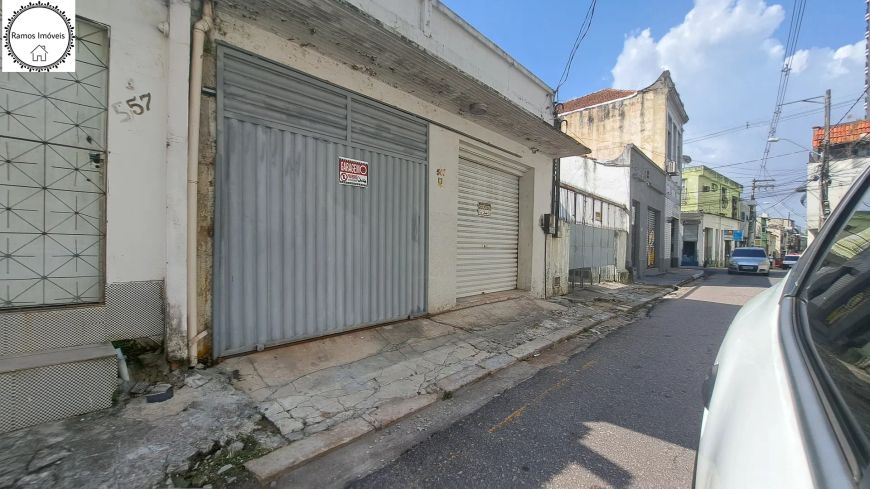 CASA PROX A PRES. VARGAS ACEITO PERMUTA EM APTO. 450M COMERCIAL OU RESIDENCIAL EM 2 TERRENOS