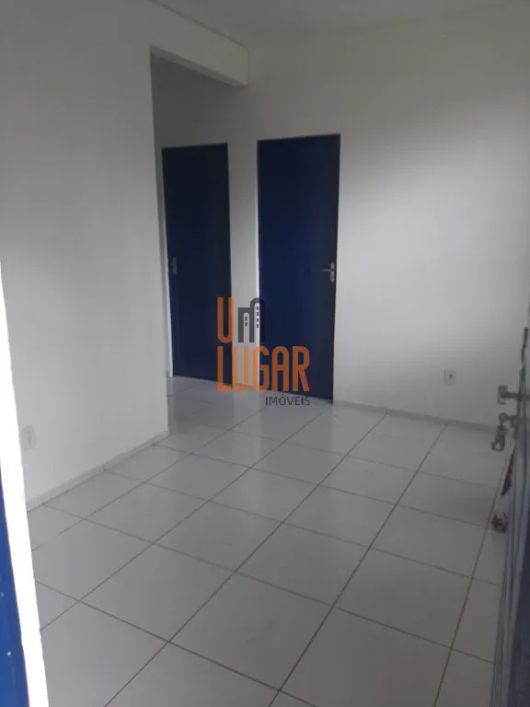 Condomínio Teotônio Viela, apartamento 2 quartos para venda ou aluguel com jardim lateral, Tenoné.