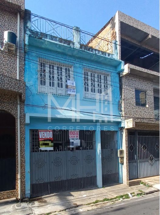 CASA COM 3/4 (1 SUÍTE), 1 VAGA DE GARAGEM EM BOA LOCALIZAÇÃO NO BAIRRO DO TELÉGRAFO