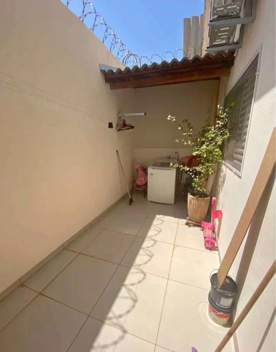 *VENDE-SE CASA NO BAIRRO DO UNA🏡