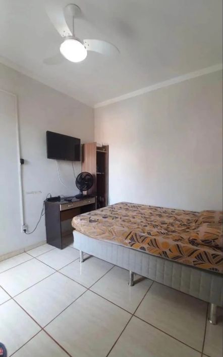 ev/ VENDE-SE CASA NO JURUNAS