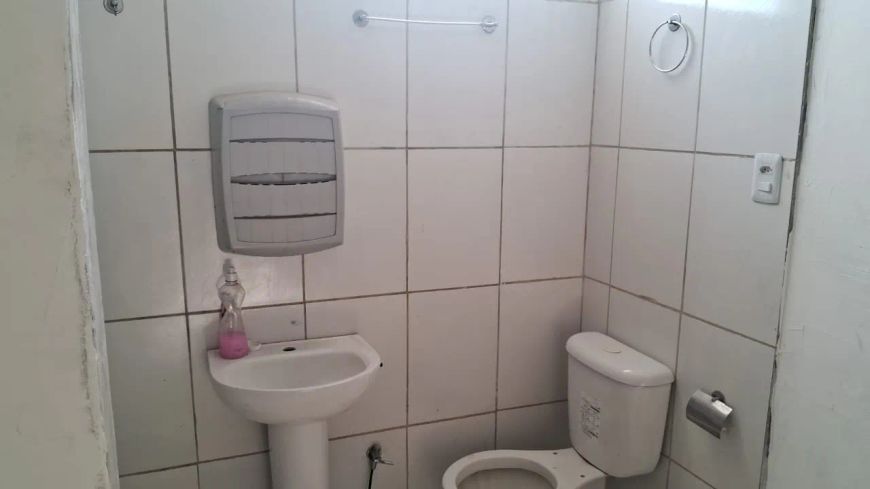 Prédio Mixto na Pass. Santos Ramo próx. a Mirandinha.