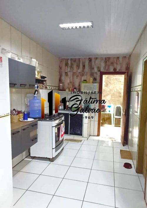 Vendo Ampla Casa no Conj. Promorar / Maracangalha