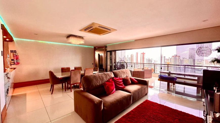 Luxuoso AP Village Exclusive, andar alto 4 suítes, varanda gourmet, 4 vagas de garagem