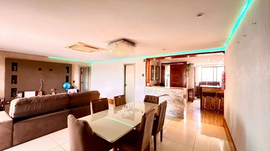 Luxuoso AP Village Exclusive, andar alto 4 suítes, varanda gourmet, 4 vagas de garagem