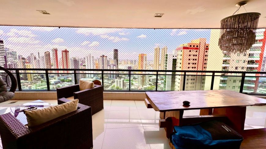 Luxuoso AP Village Exclusive, andar alto 4 suítes, varanda gourmet, 4 vagas de garagem