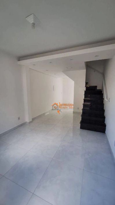 Sobrado com 2 dormitórios à venda, 58 m² por R$ 330.000,00 - Jardim Nova Cidade - Guarulhos/SP