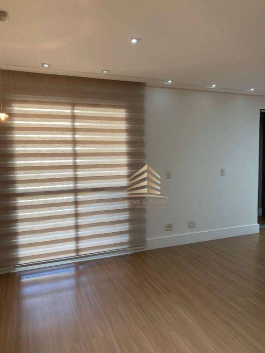 Apartamento com 3 dormitórios sendo 1 suíte e varanda à venda, 76 m² por R$ 530.000 - Jardim Nova Ta